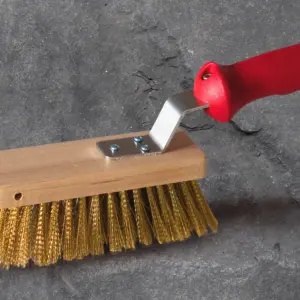 OVEN CLEANING BRUSH